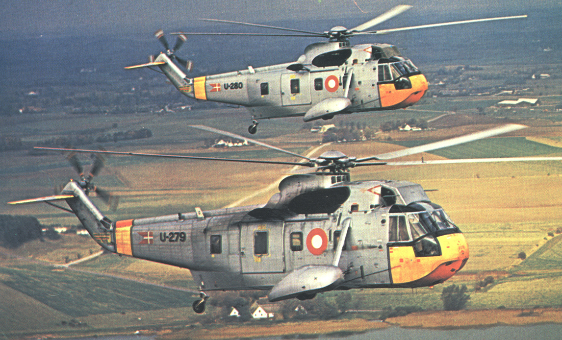 To S-61A Sea King Sikorsky redningshelikoptere