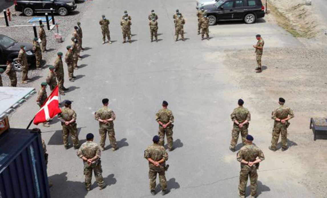 Overdragelsesparade fra Hold 12 til Hold 13. Foto: Forsvaret