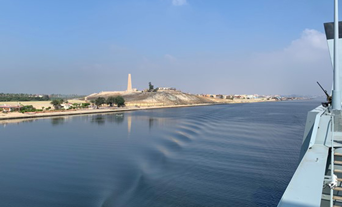 Passage af Suez-kanalen.