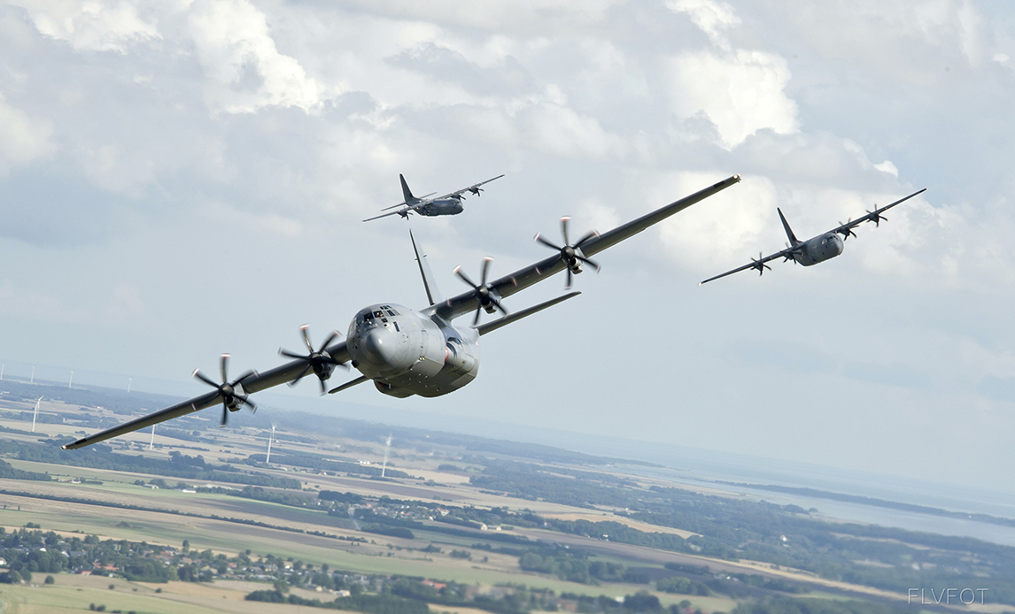 Danske C-130'ere i luften