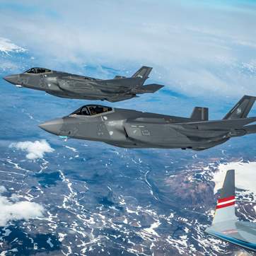 Italienske F-35 over Island.