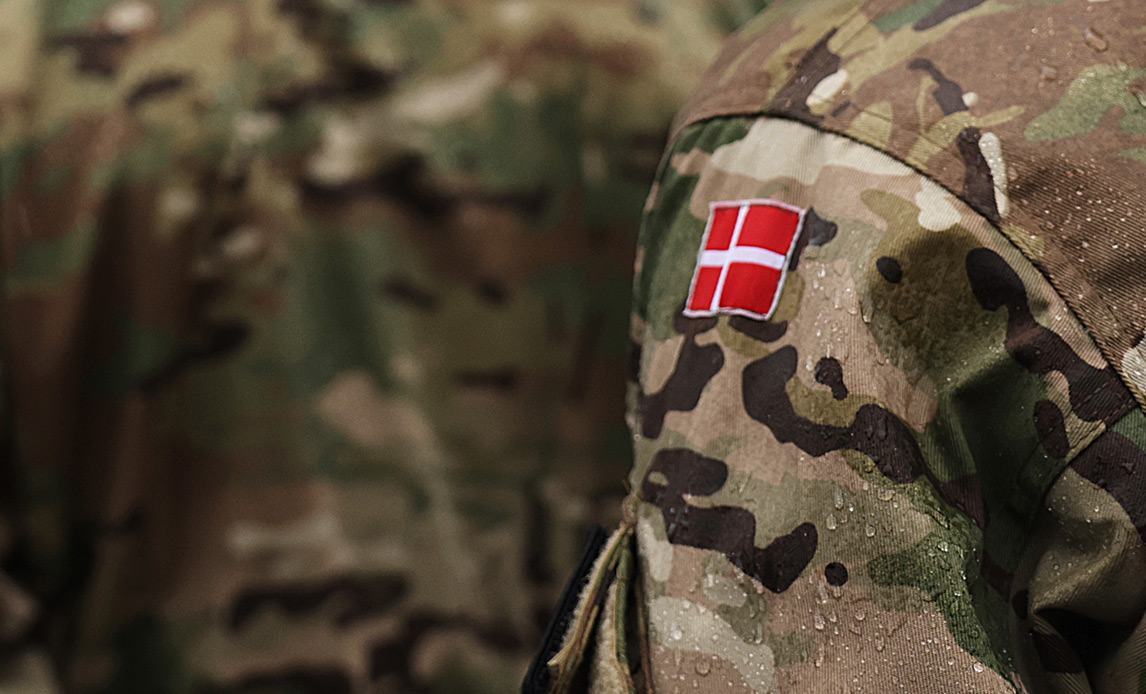 Soldater i uniform