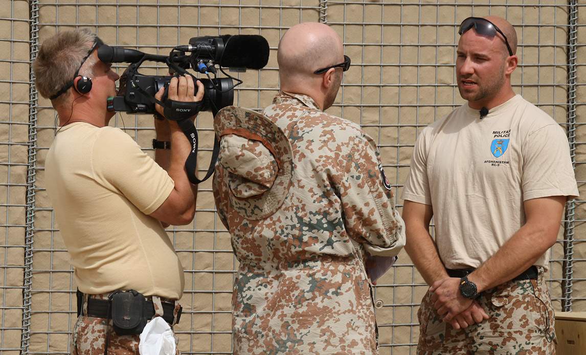 Interviews med MP-soldat på ISAF hold 10.