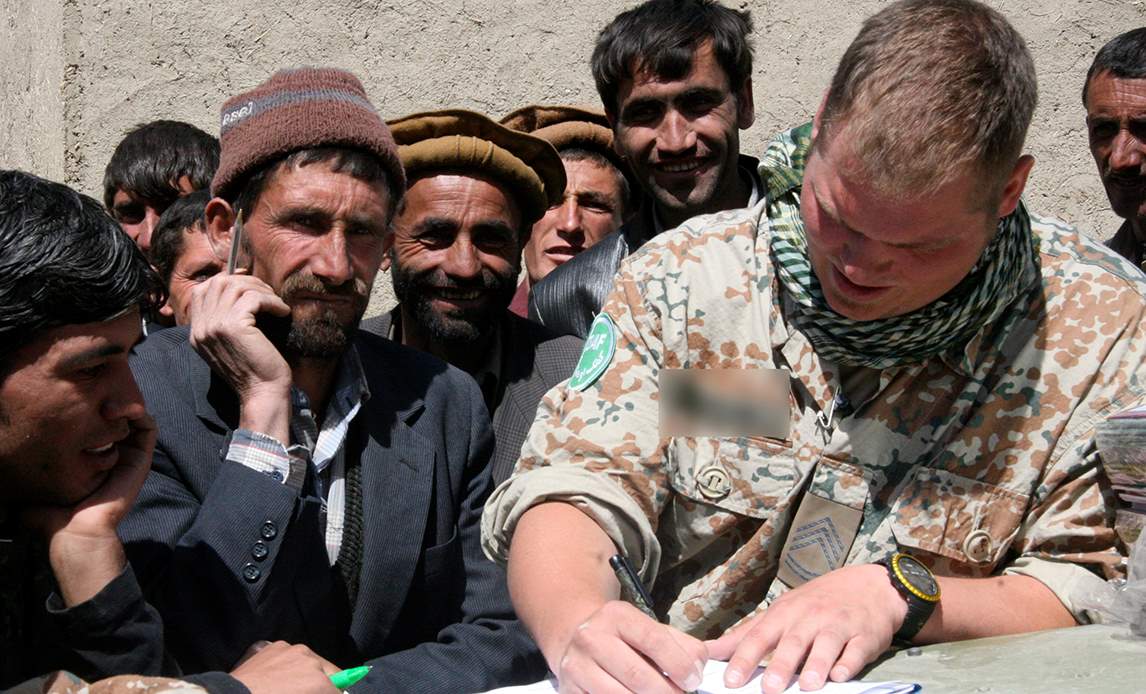Billede fra patrulje med de danske soldater ved PRT Provincial Reconstruction Team Feyzabad i det nordøstlige Afghanistan.