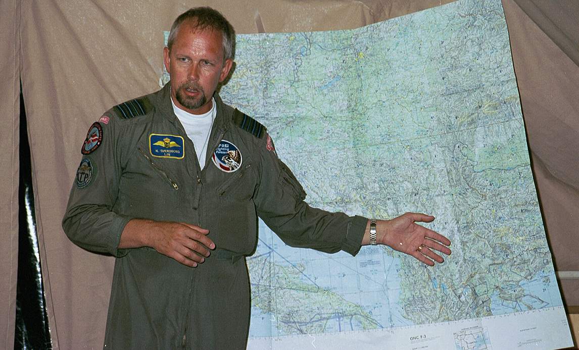 Briefing under bombekampagnen mod Jugoslavien i  1999.