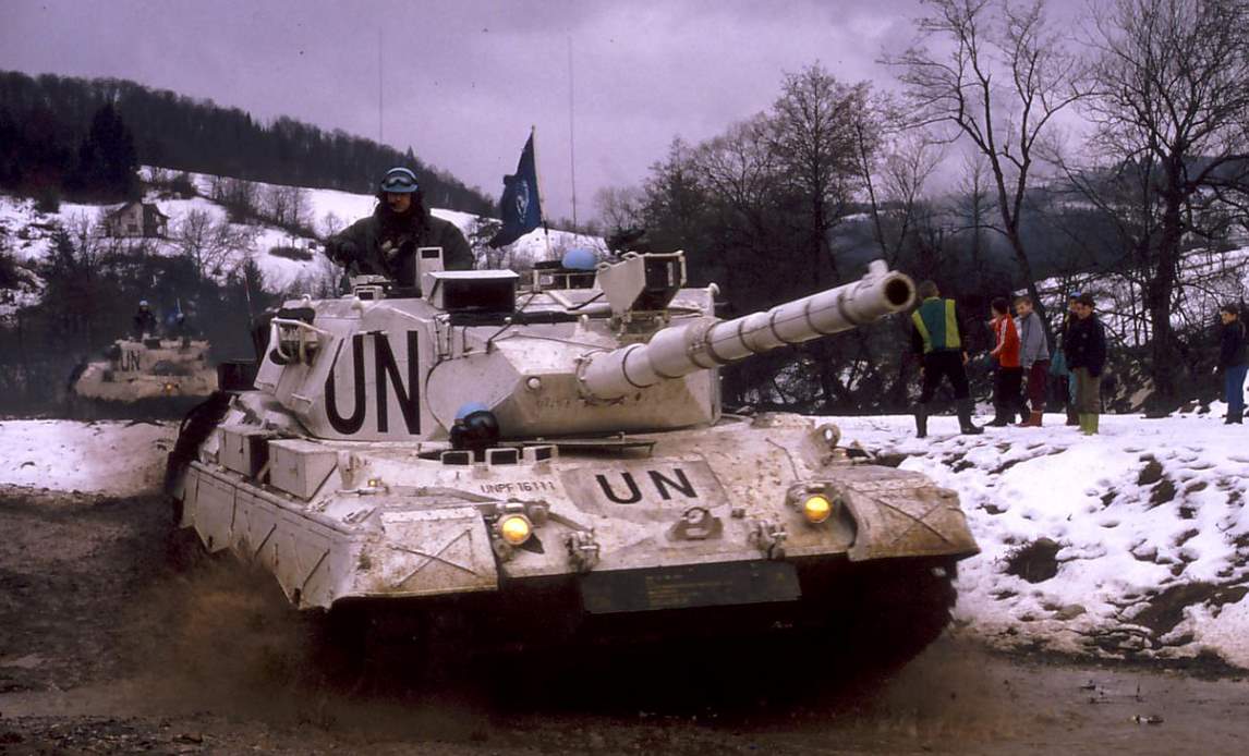 Dansk kampvogn ved den nordiske bataljon i Tuzla. De fik tilnavnet "sneleoparderne" og de blev verdenskendte, da de 29. april 1994 svarede kraftigt igen, da de blev beskudt af bosnisk-serbiske soldater.