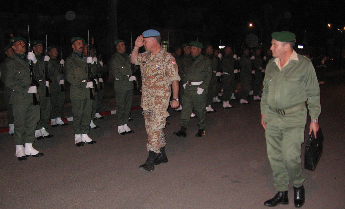 Kurt Mosgaard til møde med Marokkos hærchef i hovedstaden Rabat.
