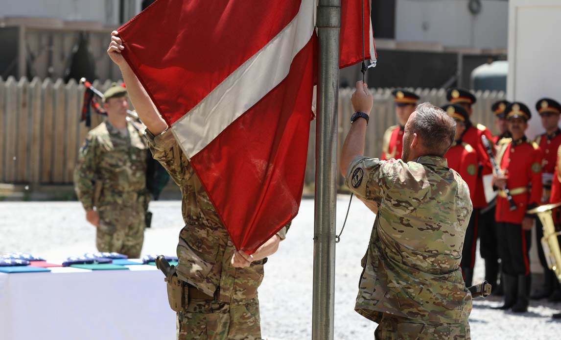 I sidste uge blev New Kabul Compound, som er en af de internationale baser i og omkring Kabul, overdraget fra NATO til de afghanske sikkerhedstyrker. Basen har indtil nu huset de danske sikkerhedsstyrker, Mobile Force Protection Team.