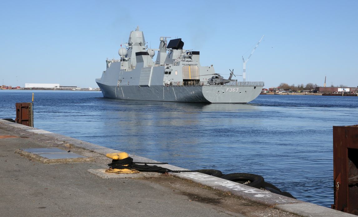 Niels Juel på vej ud af Københavns Havn