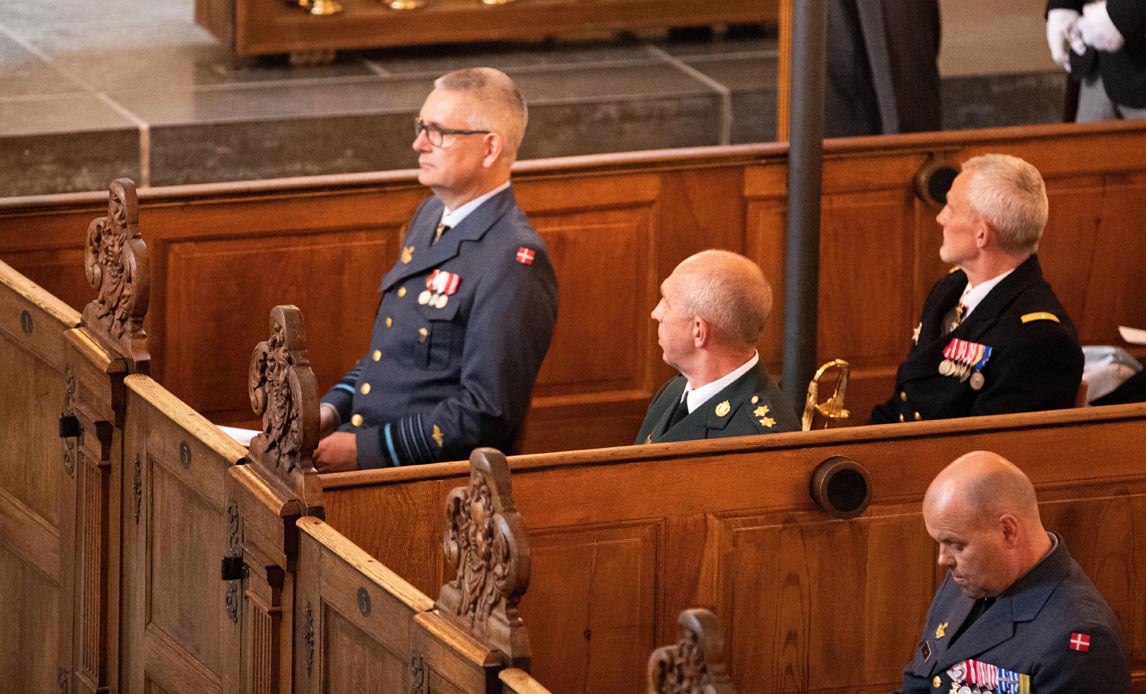 Salmesang under festgudstjenesten i Holmens Kirke.