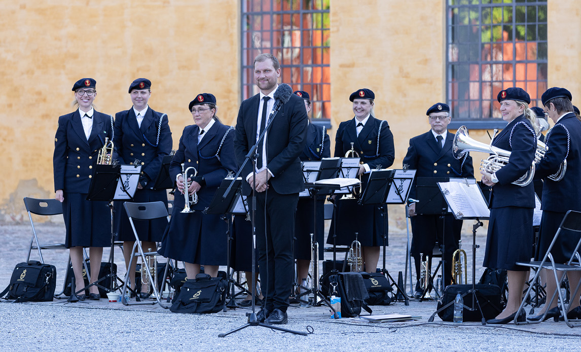 årets første sommerkoncert i kastellet.