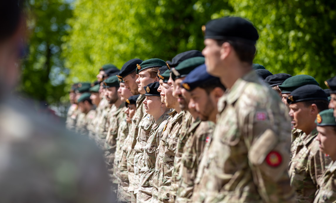 Parade på Hærens Officersskole 5. maj