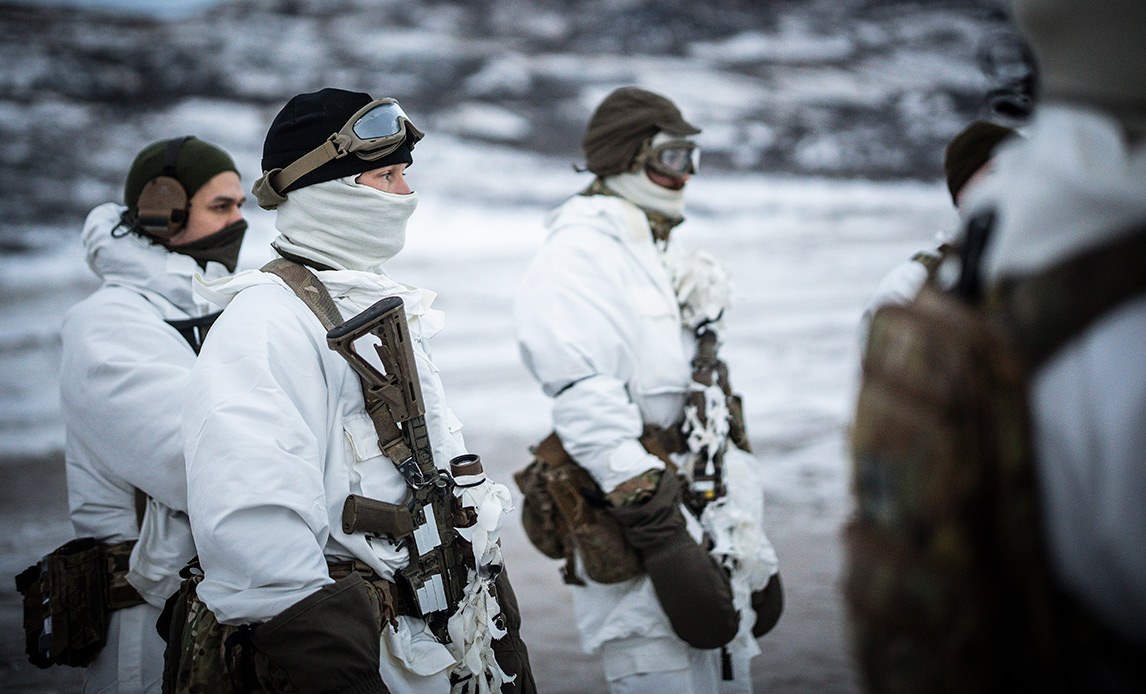 Danske soldater på skydebane i Kangerlussuaq. Foto: Oliver Satori