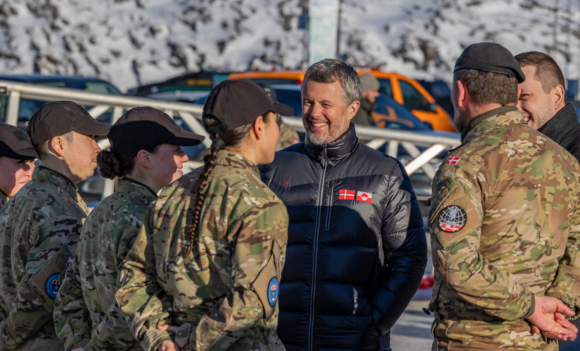 Kongen besøger Nuuk.