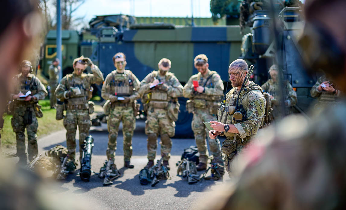 Soldater fra 1. Brigade gør sig klar til årets store øvelse.
