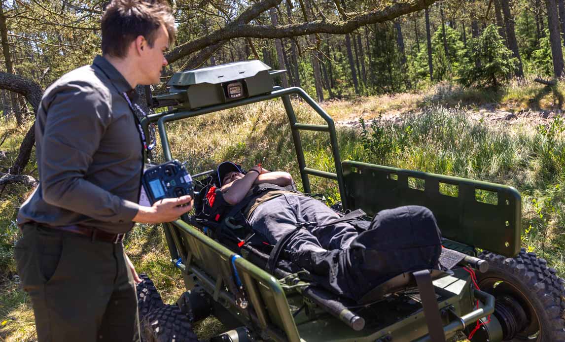 UGV og fører ses i terræn