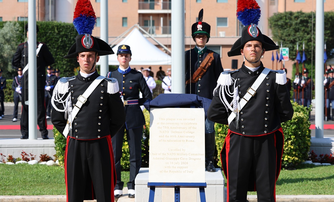 Afsløring til NATO Defence College 75 år