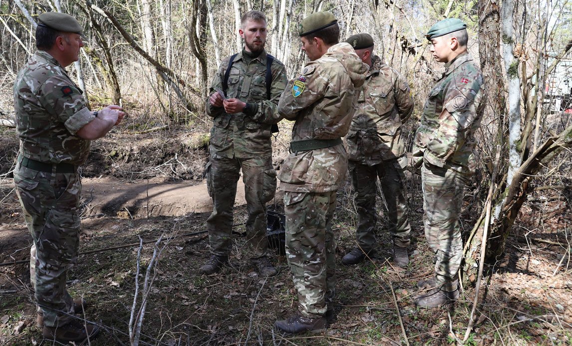 Soldater ved eFP i Estland