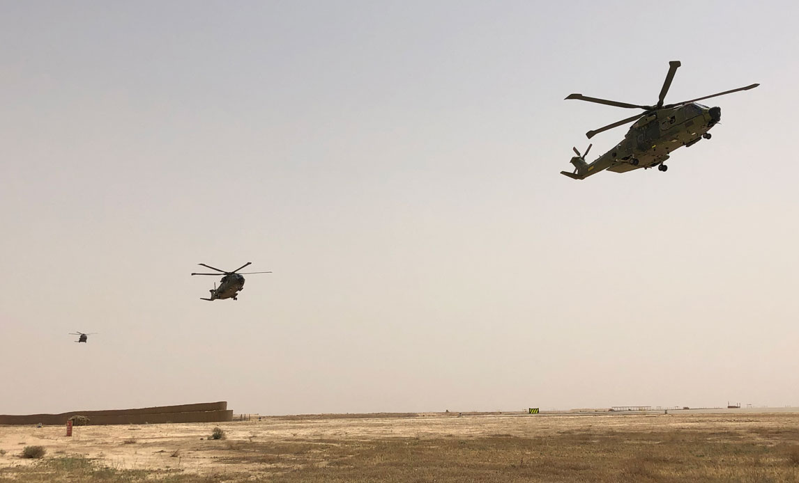 Flere helikoptere på stribe i Irak
