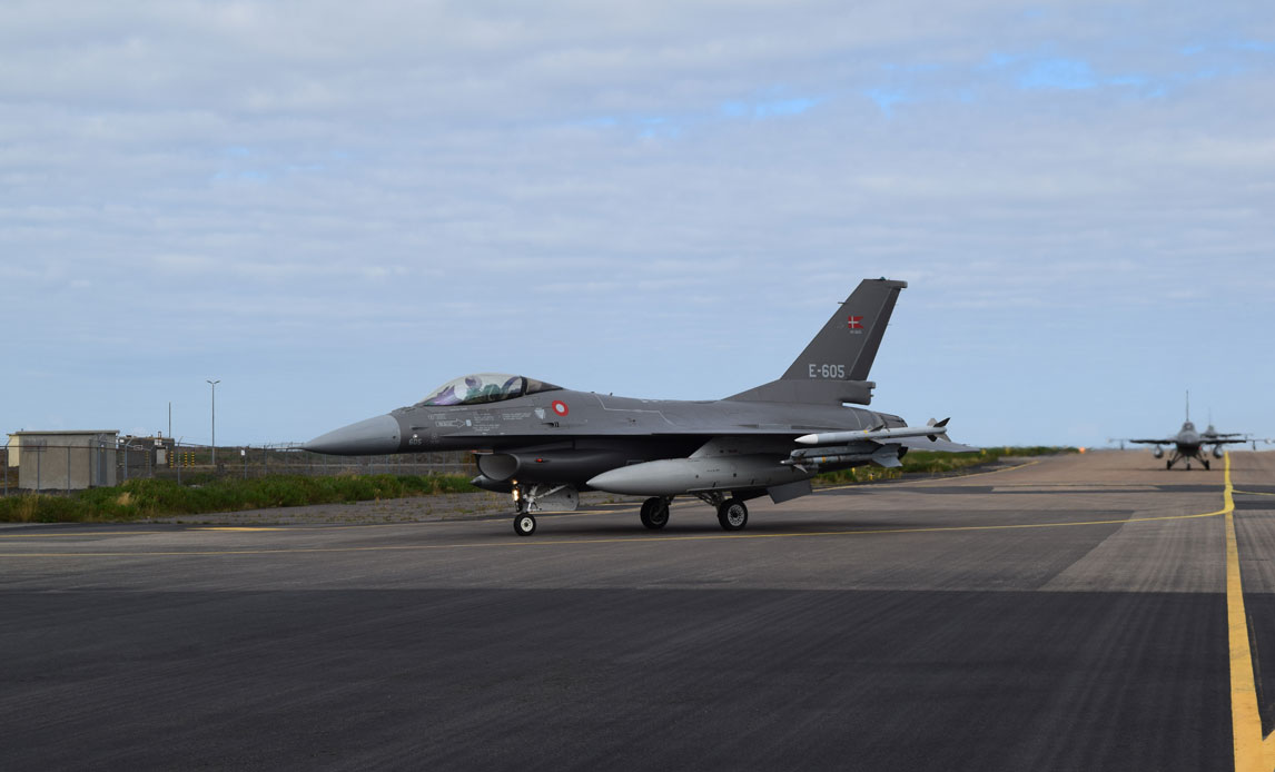 F-16 flyene er landet på Island