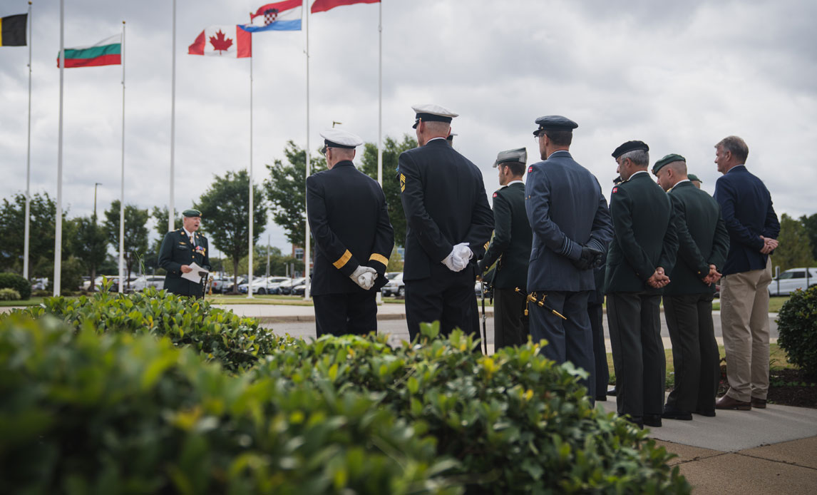 Flagdagen blev gennemført med parade den 06. september ved  Allied Command Transformation med deltagelse af de udstationerede danskere i området inklusiv DNK NATO civil ansat.
