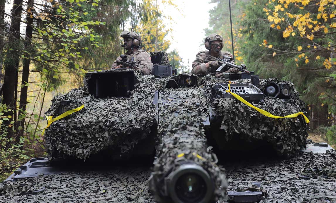I alt deltager 44 NATO-kampvogne i øvelse Bold Hussar.