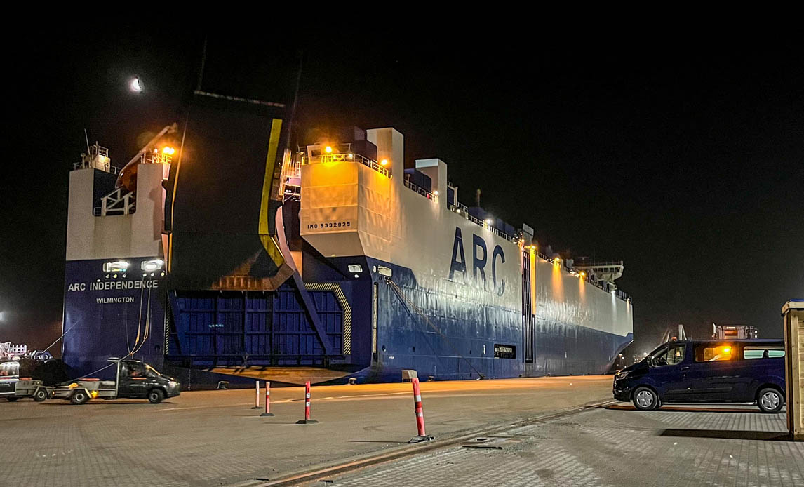 ARC Independence har lagt til kajs i Aarhus havn.