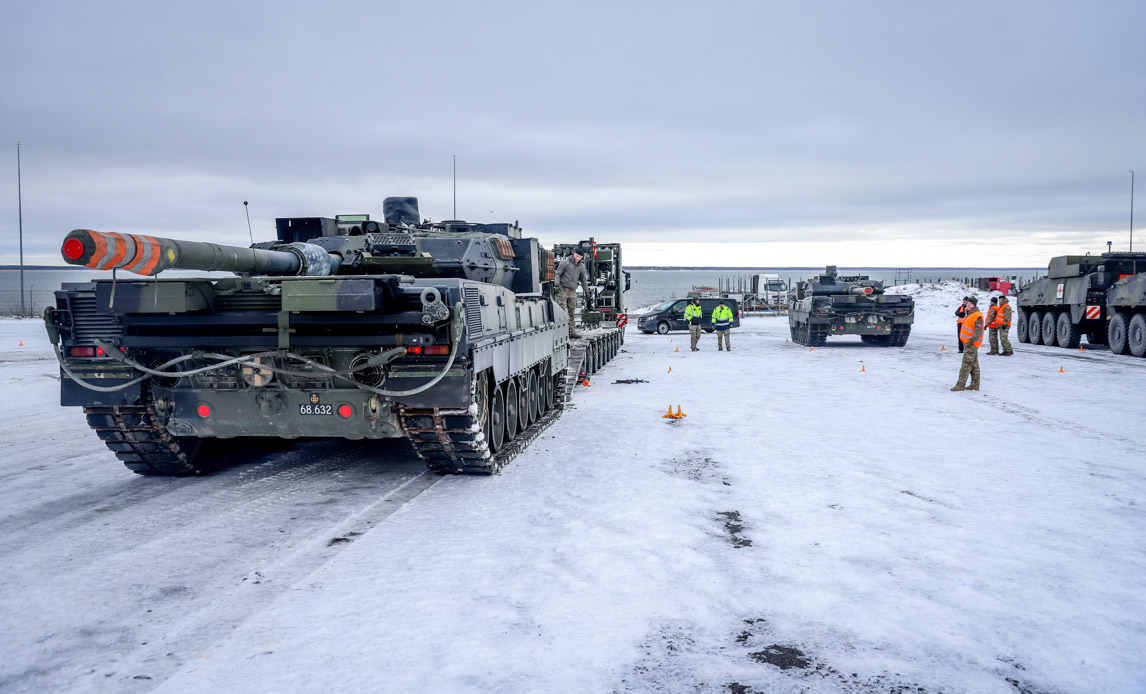 Kampvogn på havnen i Estland