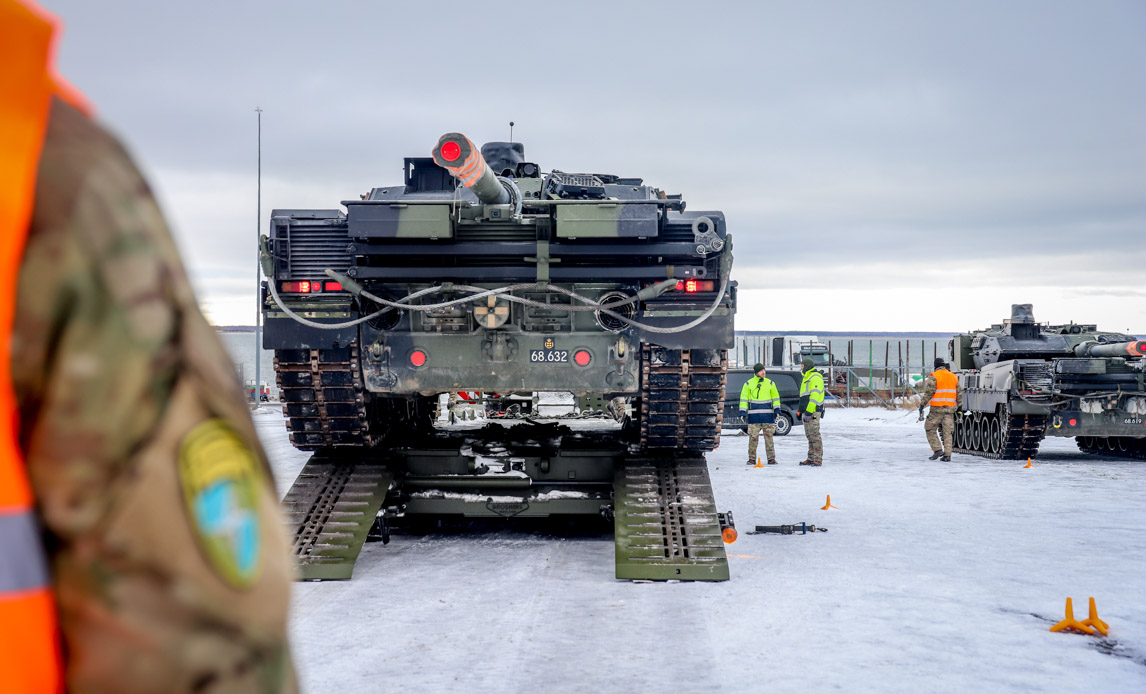 Dansk udstyr bevogtes i Estland inden hjemrejse