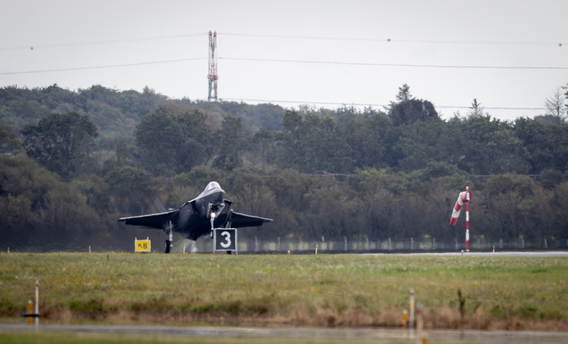 Første F-35 lander i Skrydstrup