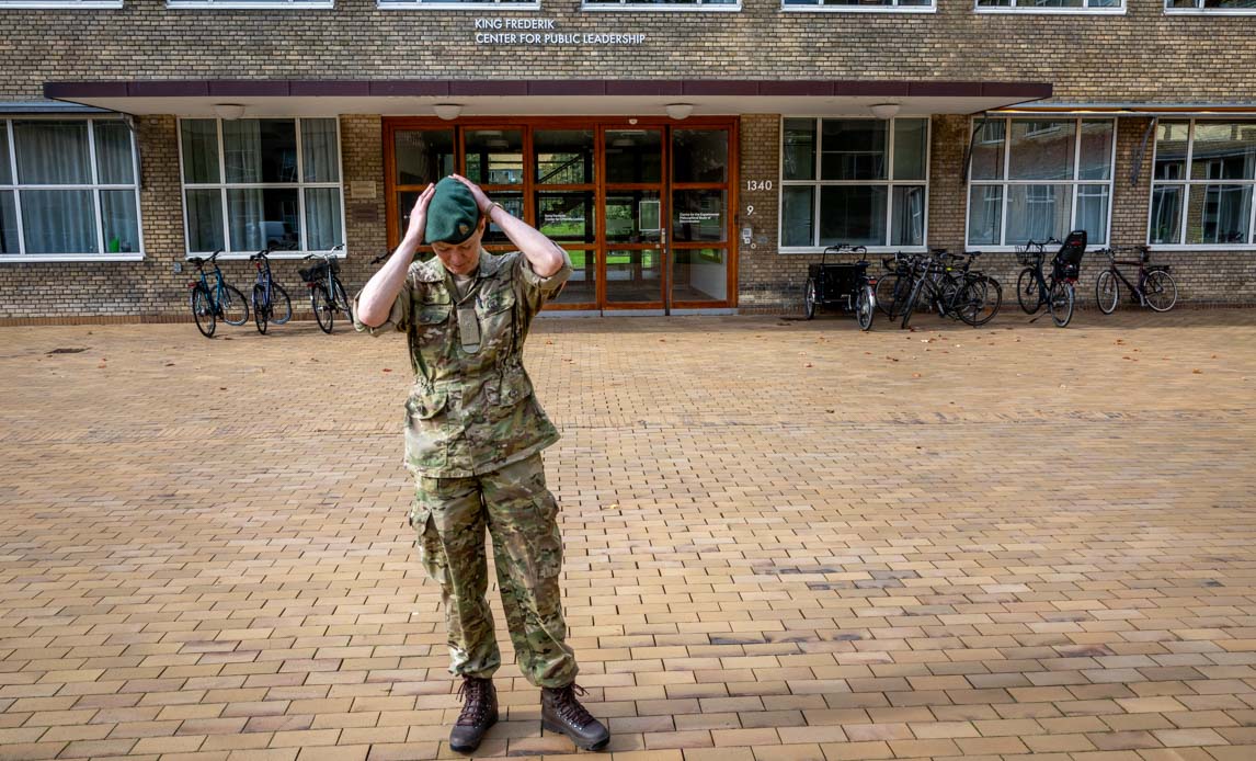 soldat fra ingeniørregimentet på sit civle arbejde i aarhus