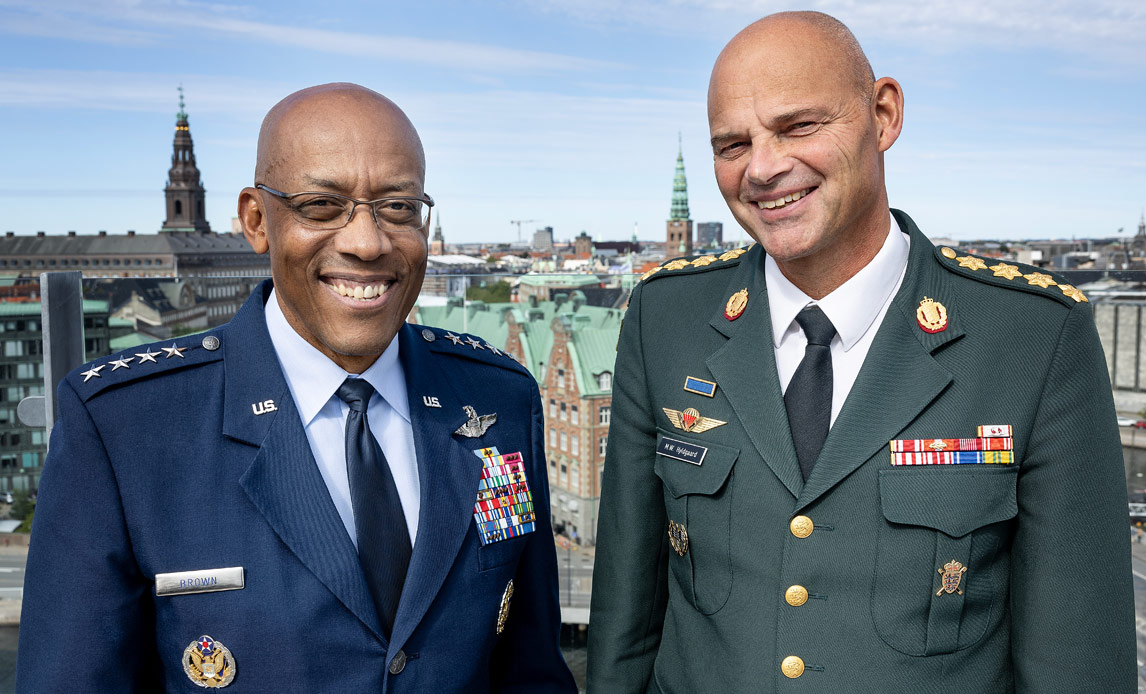 Michael Hyldgaard og general Charles Q. Brown