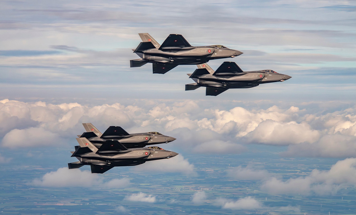 F-35 kampfly i luften