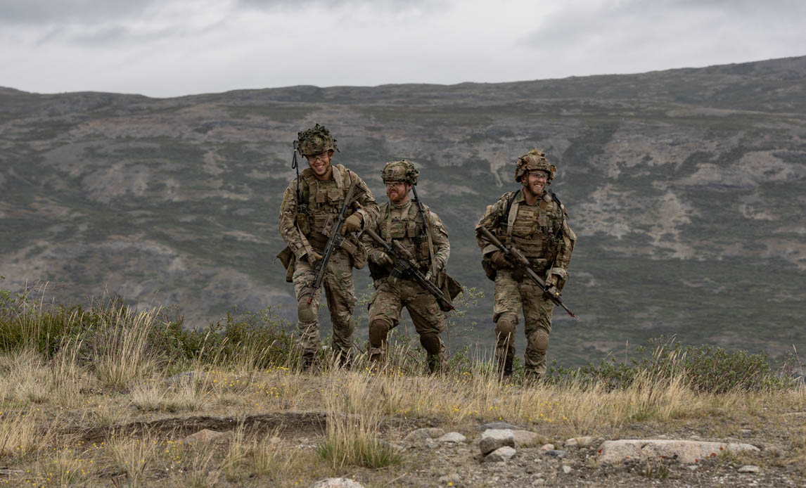 Soldater fra XIII bataljon på øvelse i Grønland