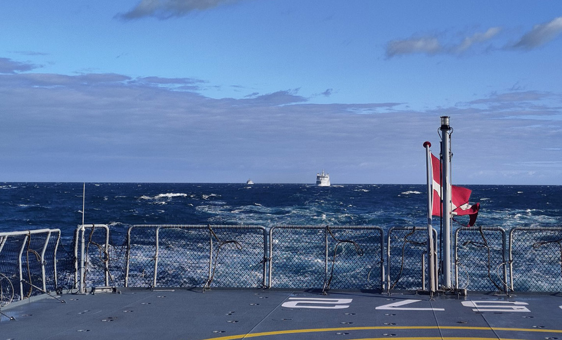 Det danske inspektionsfartøj Lauge Koch sejlede d. 18. august fra Halifax i Ca-nada og tog hermed sammen med det franske hjælpeskib Garonne og det ca-nadiske patruljefartøj William Hall hul på den canadiske Operation Nanook Tuugaalik 2025.