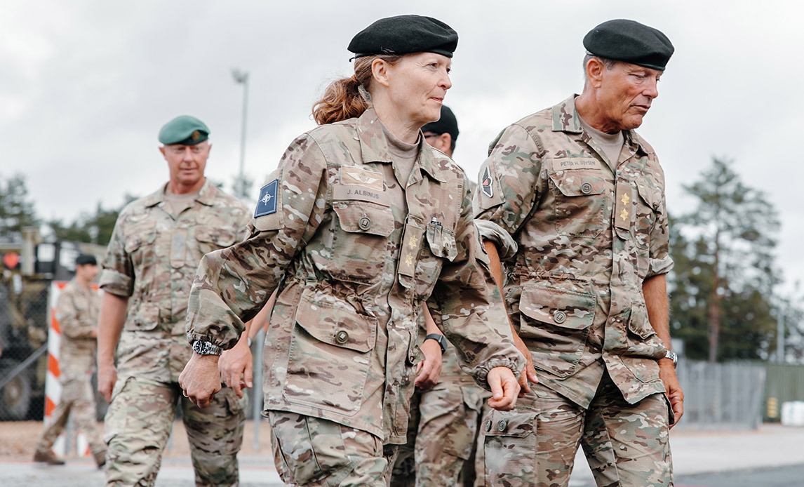 Generalmajor Jette Albinus og generalmajor Peter Boysen