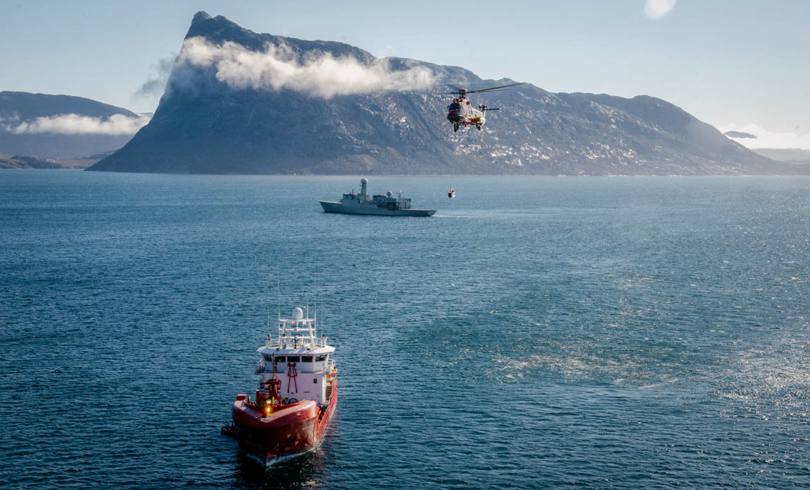 Søredningsøvelse i havet syd for Nuuk.