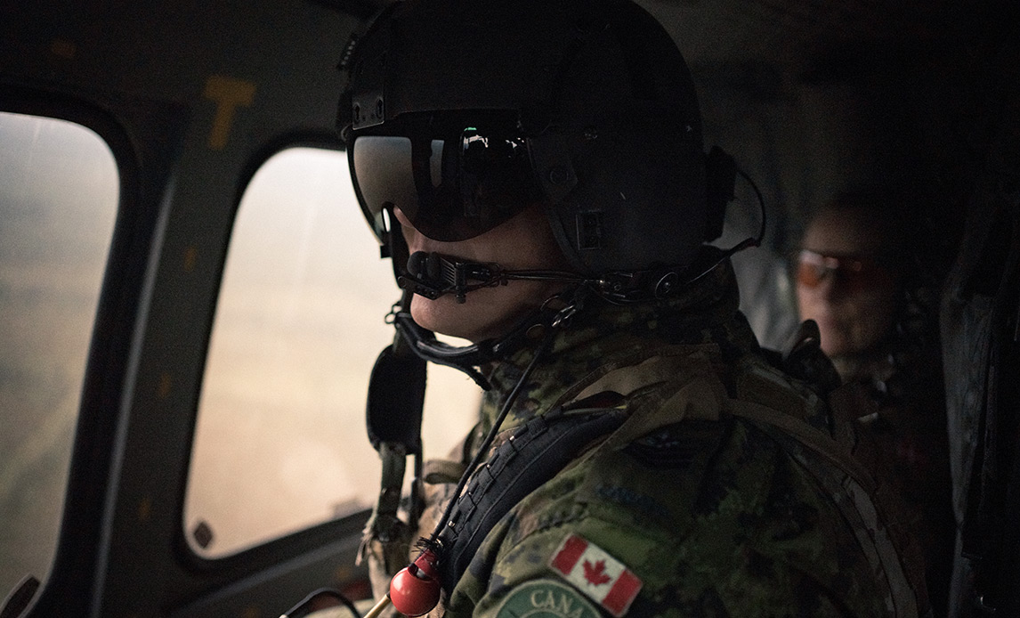 Den årlige øvelse Namejs finder lige nu sted i Letland, hvor udstationerede NATO-soldater og lettiske styrker forsvarer sig mod et fjendtligt angreb. Forleden besøgte den danske general Jette Albinus nogle af de lettiske enheder, som hun vil få kommandoen over i tilfælde af at Letland angribes.