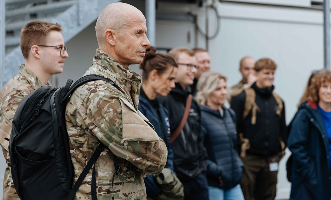 Advisory Board for frivillighed og ligestilling har været forbi de danske udsendte i Letland, hvor de tager konkrete erfaringer med hjem fra besøget.