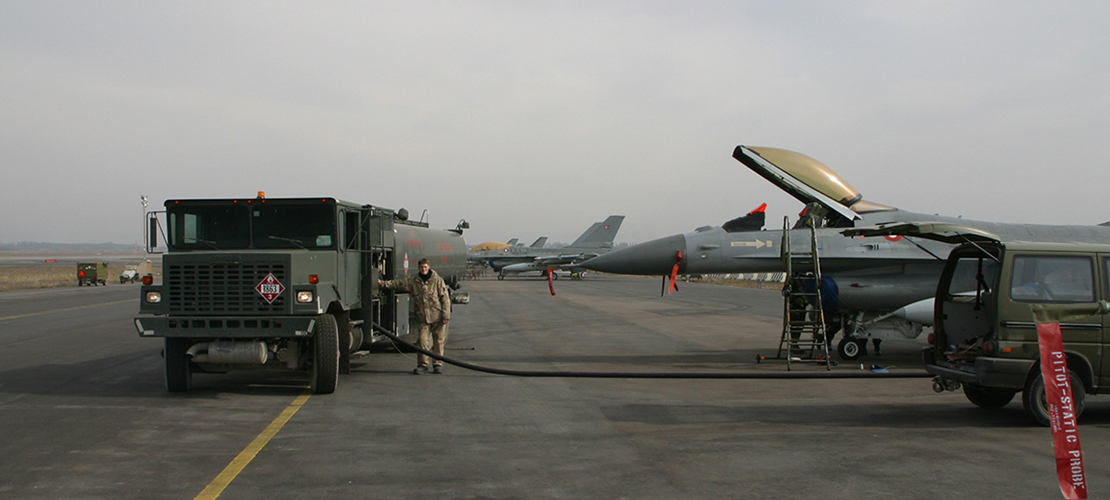 Danske F-16 i Manas i Kirgisistan.