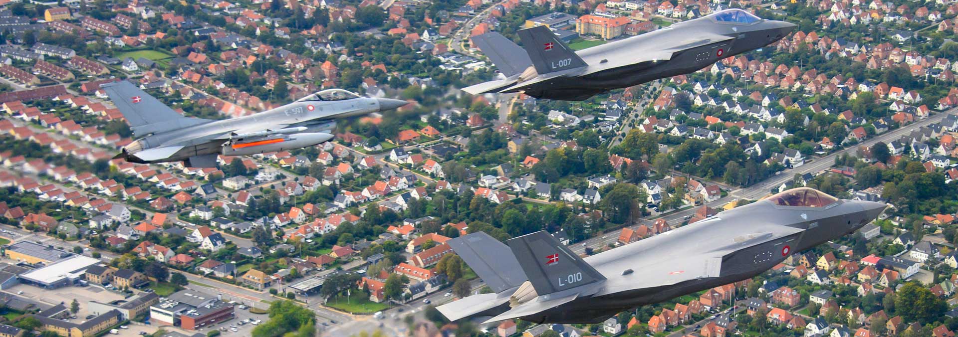 F-16 og F-35 på rundtur over Danmark