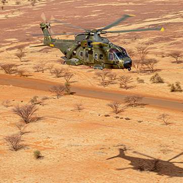 EH101 helikopter på international mission