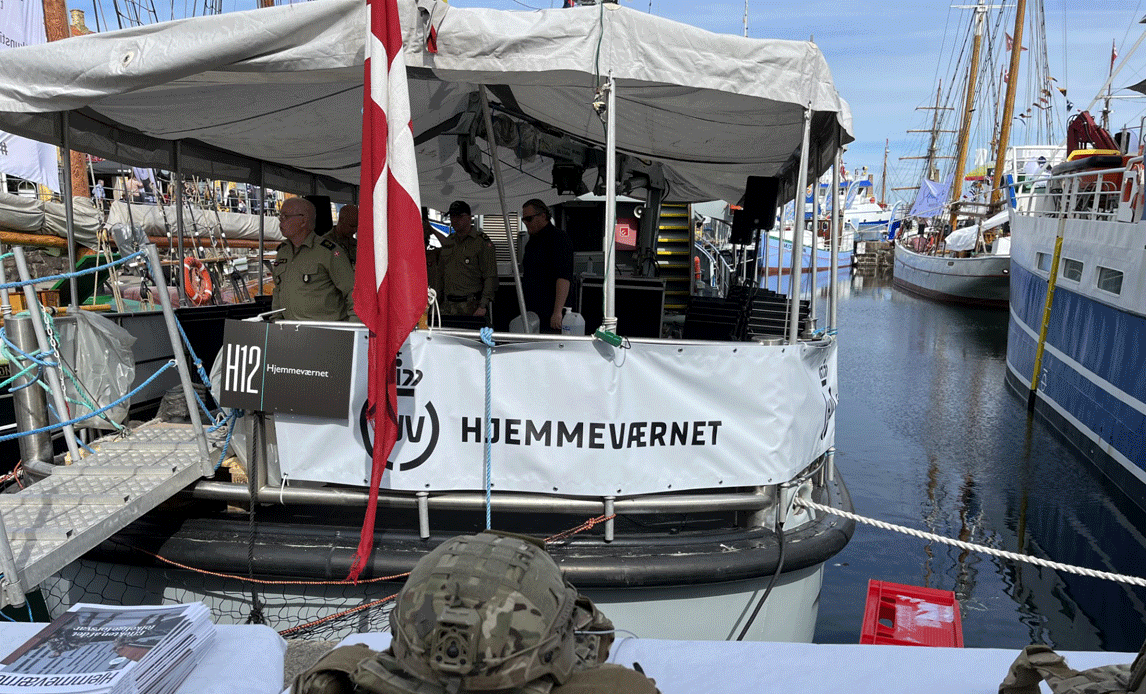 Skibet Hjortø liggende i Allinge Havn til Folkemødet 2022